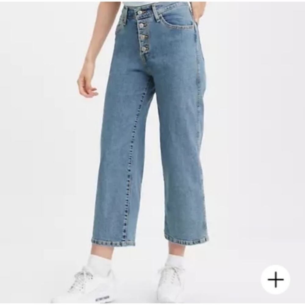 Levi's button fly mile high cropped wide leg light wash jeans womens size 26